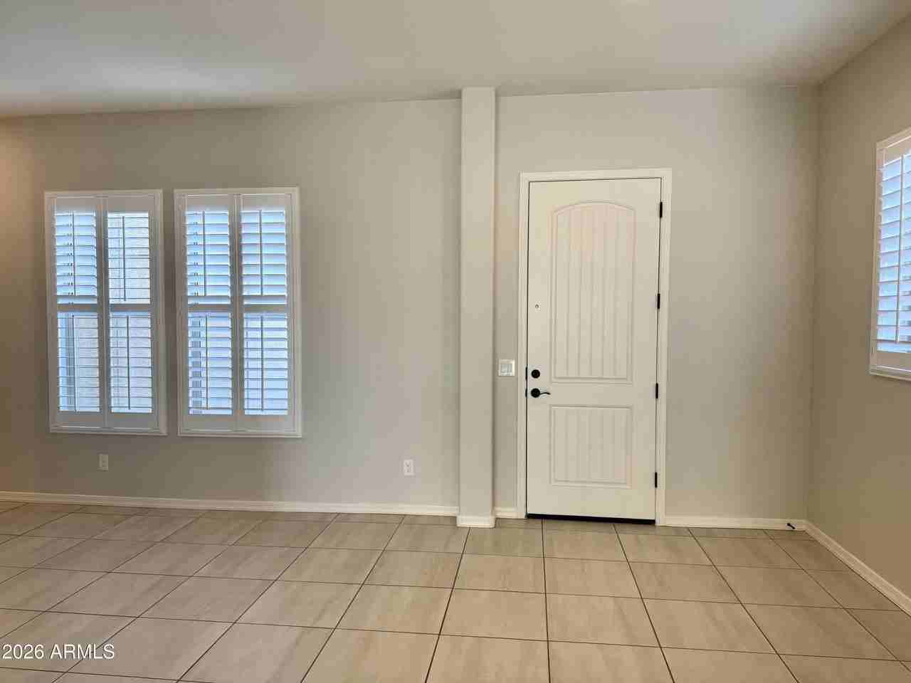 337 W Glacier Bay Dr - Photo 3 of 31