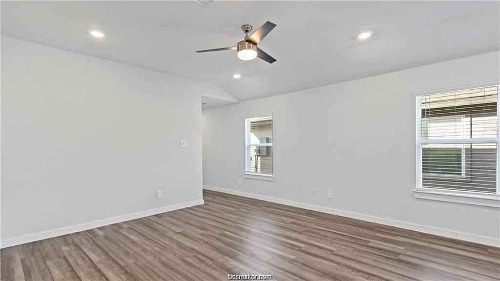 1210 Amistad Loop - Photo 7 of 21