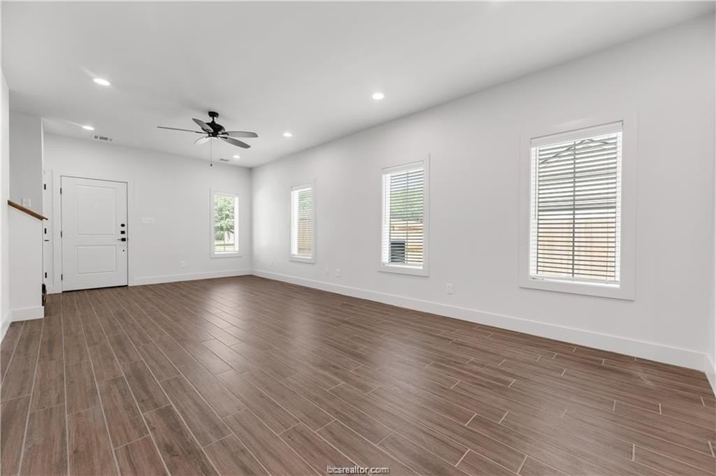 1412 Magnolia Dr - Photo 5 of 28