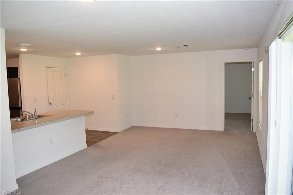 4055 Union Ln - Photo 4 of 17