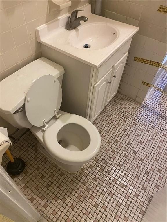 558 Ralph Ave #2 - Photo 6 of 7