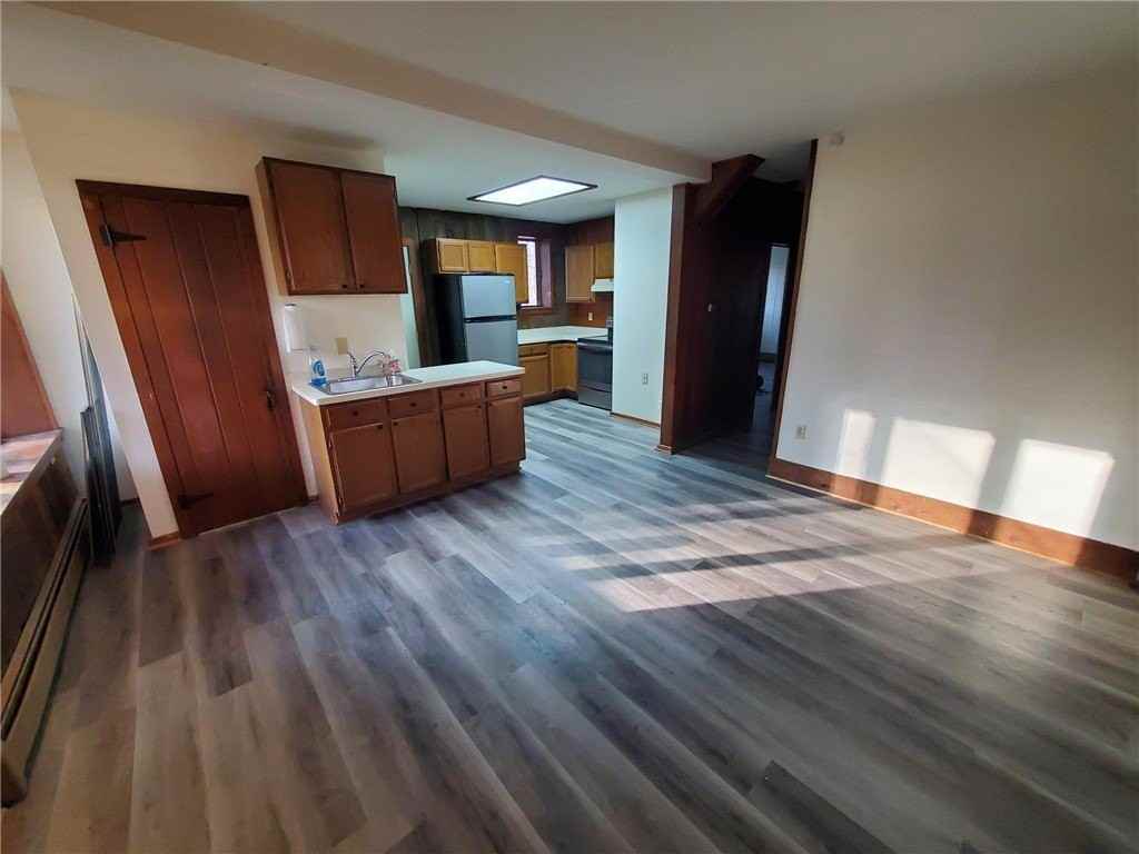 229 Wilkinson Rd - Photo 7 of 20