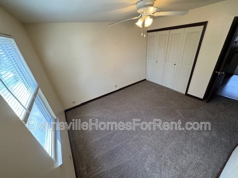 1616 Speaker Rd - Photo 5 of 6