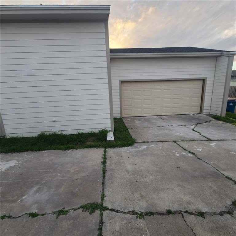 36 S Commonsway Dr - Photo 2 of 10