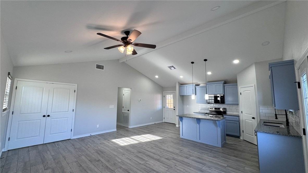 1710 Citation Dr - Photo 2 of 18