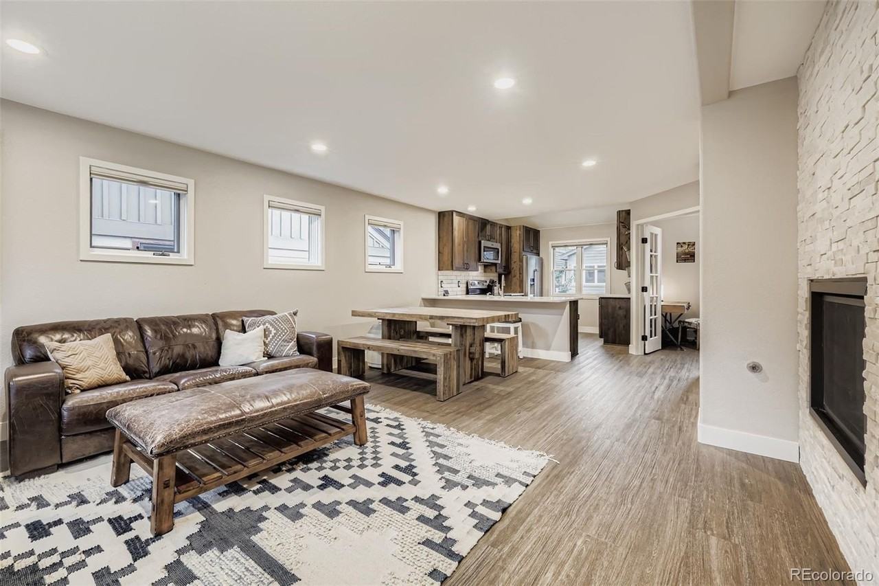 717 Meadow Dr #A - Photo 4 of 24