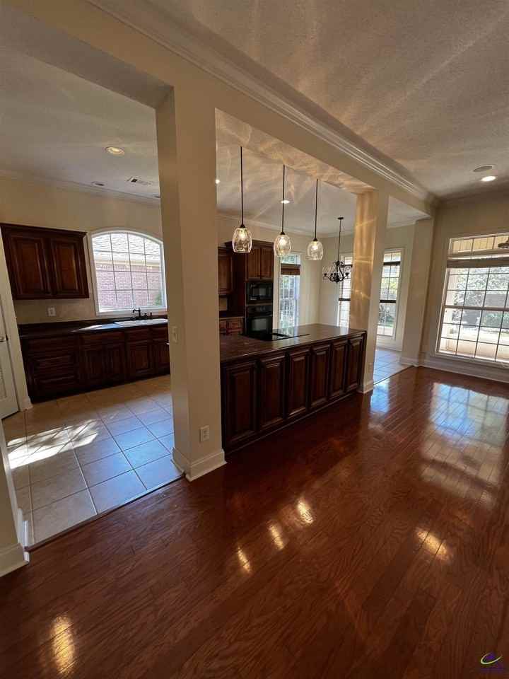 110 Macintosh Ln - Photo 5 of 17