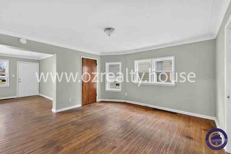 837 Colburn St #1 - Photo 5 of 17