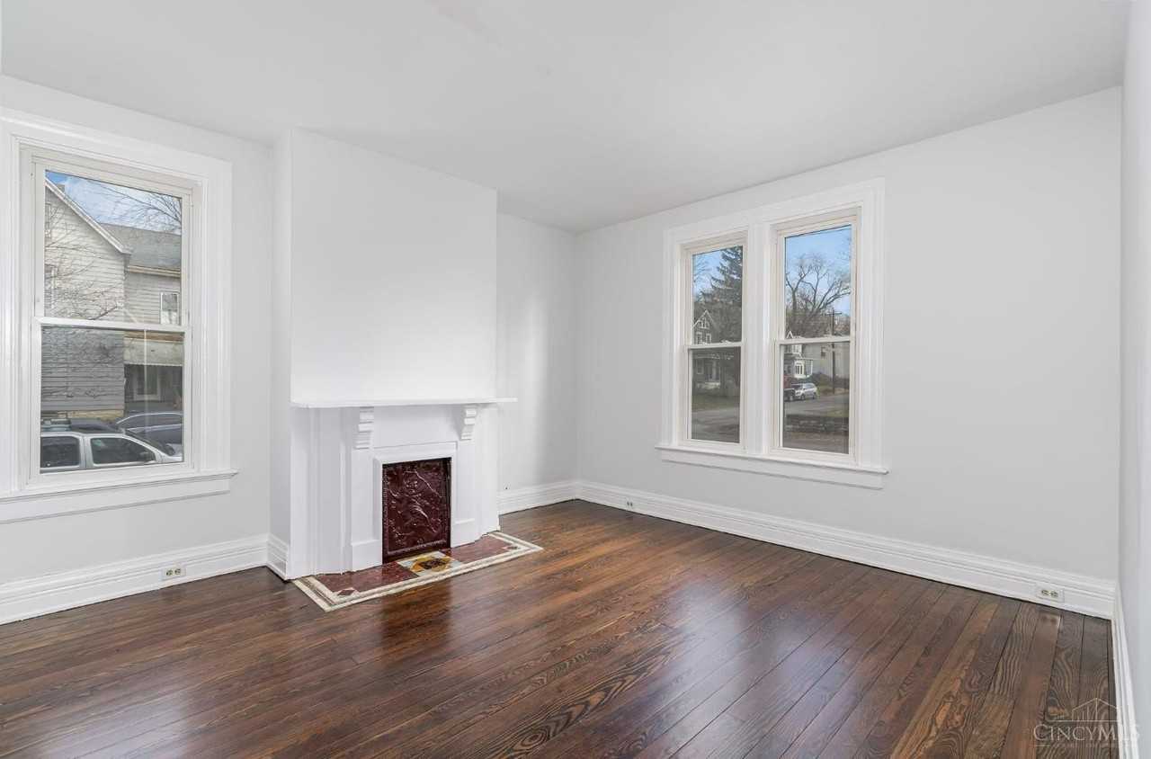 5123 Glenshade Ave - Photo 3 of 16