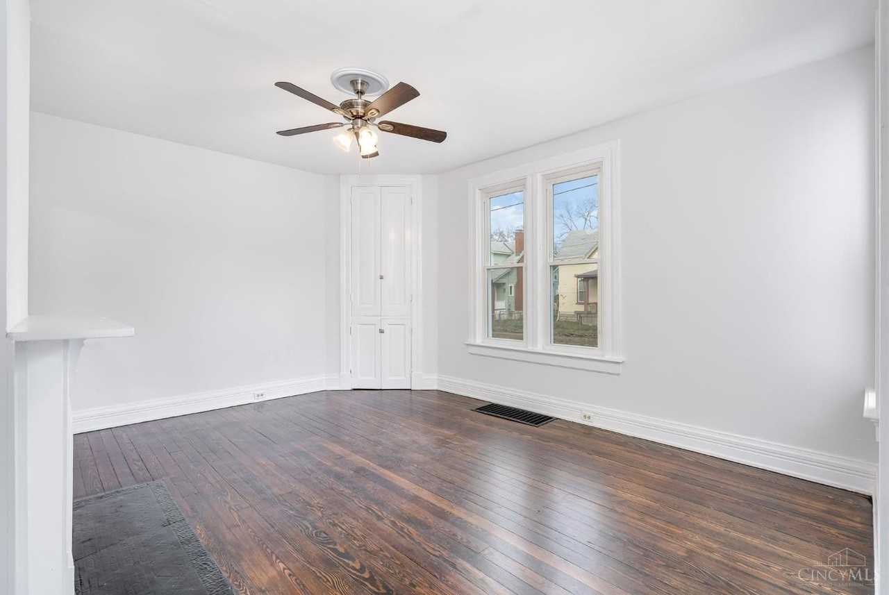 5123 Glenshade Ave - Photo 6 of 16