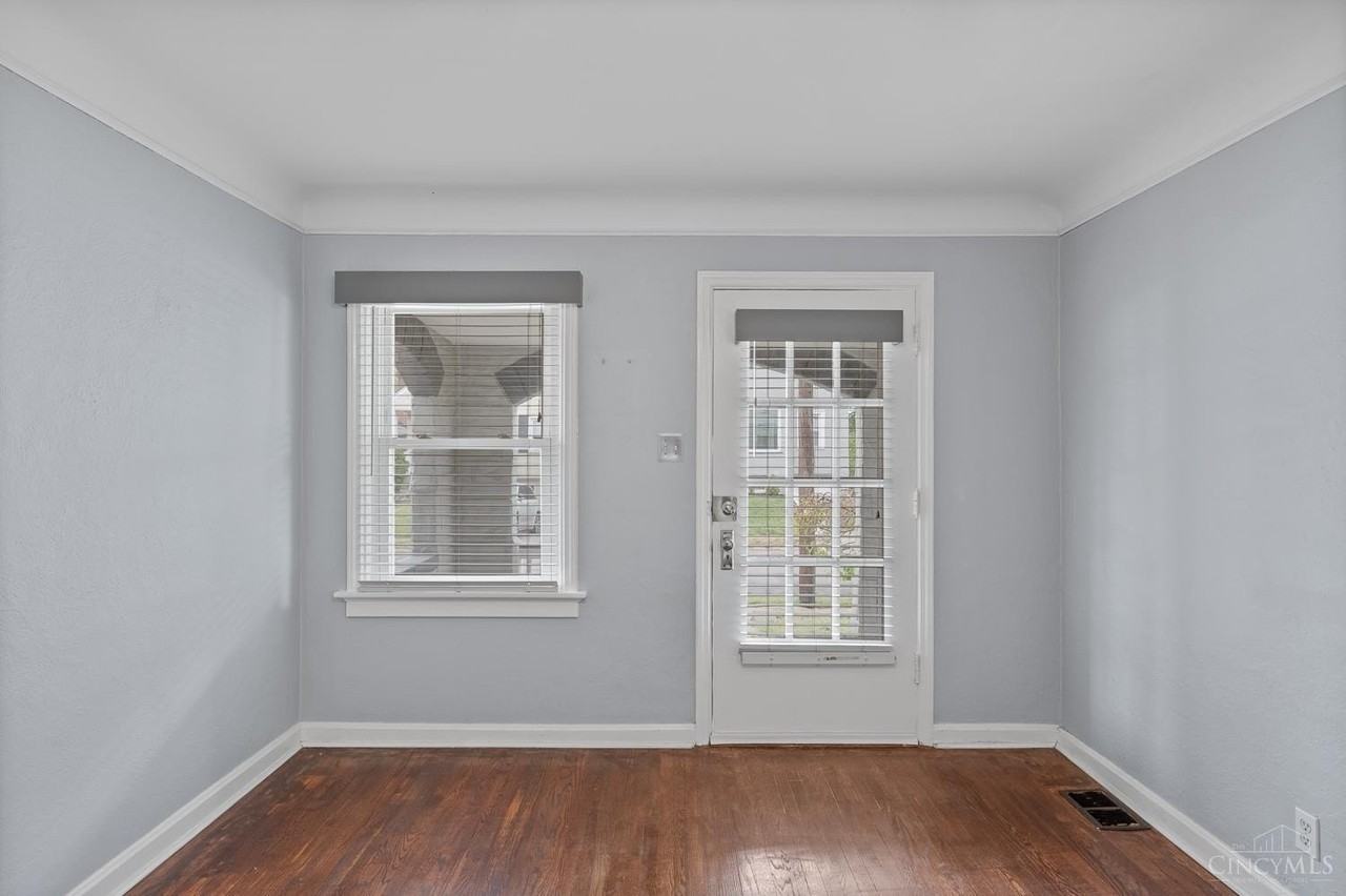 3538 Rawson Pl - Photo 3 of 35