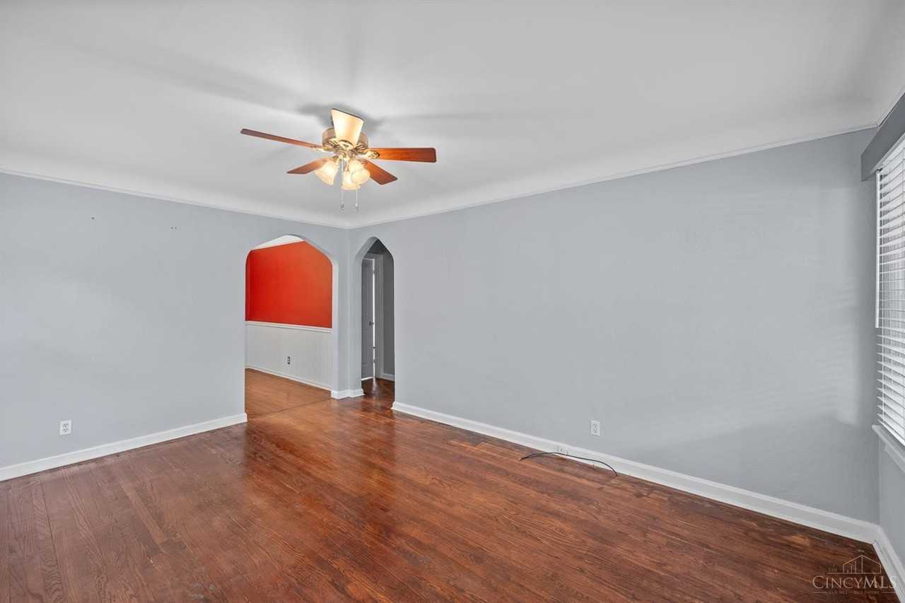 3538 Rawson Pl - Photo 6 of 35