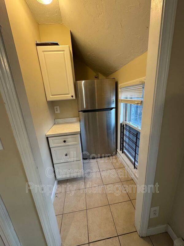 56 Parker St #2 - Photo 5 of 13