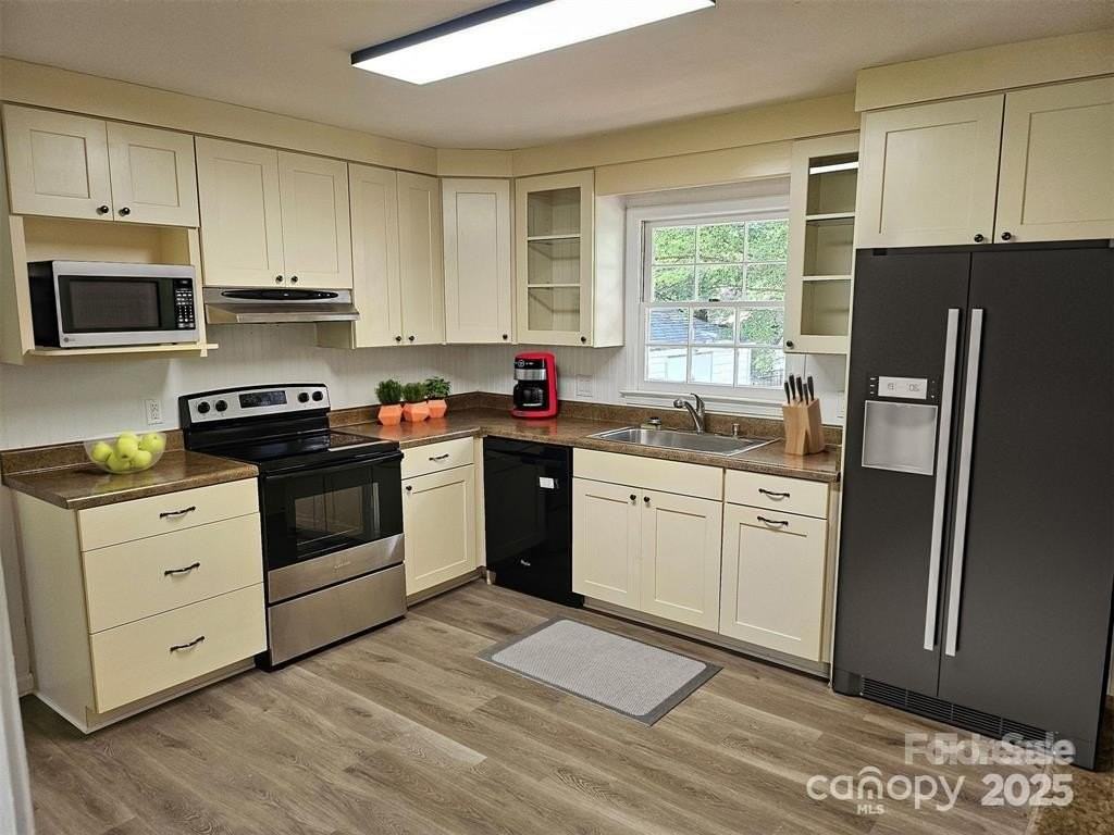 1109 Reid Harkey Rd - Photo 5 of 13