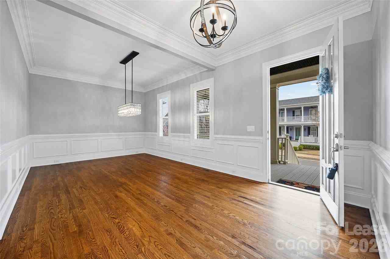 10124 Buggy Horse Rd - Photo 3 of 42