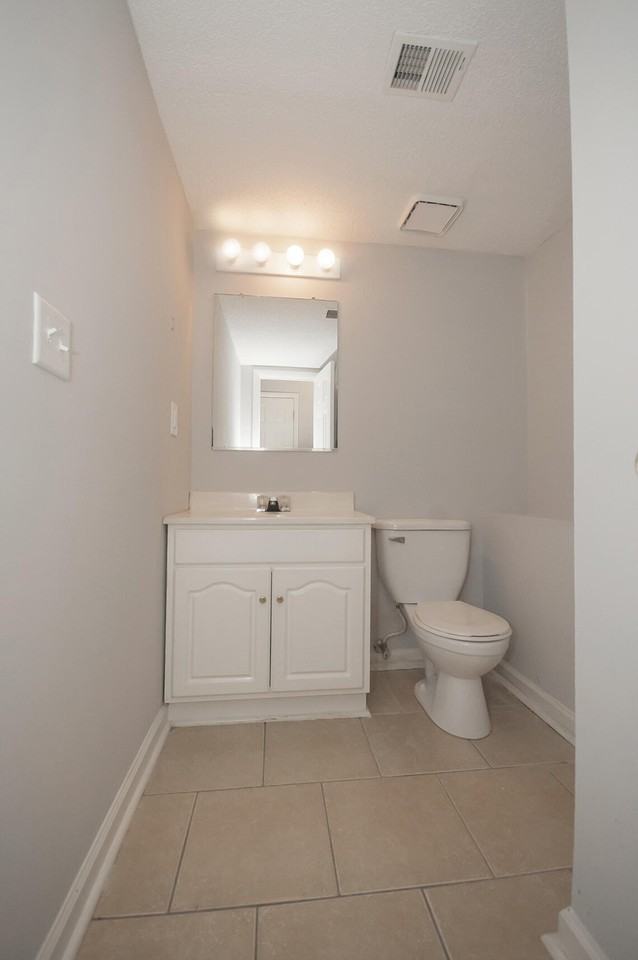 9 Anderson Ave Apt B #B - Photo 7 of 17