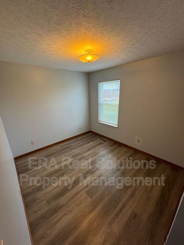 603 6th St Apt 1c - Photo 5 of 7