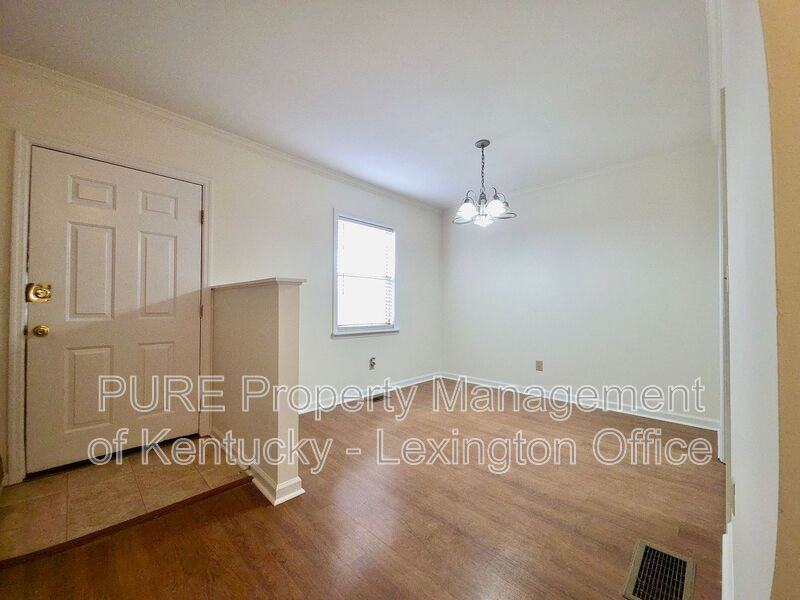 3605 Keystone Ct - Photo 3 of 28