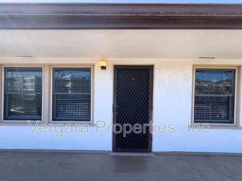 1806 Esplanade #6 - Photo 6 of 24