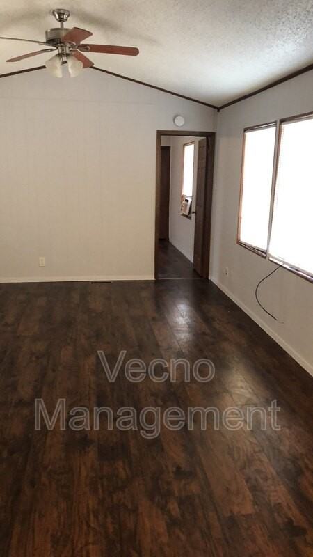 201 S Preston Rd #22 - Photo 7 of 23