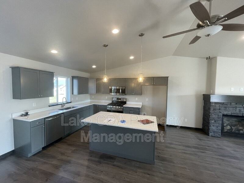 12397 N Cavanaugh Dr - Photo 5 of 35