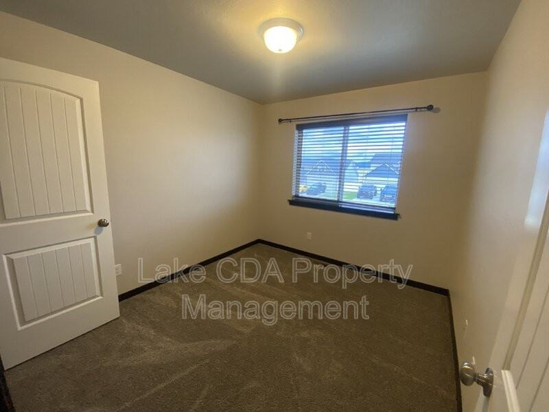 12397 N Cavanaugh Dr - Photo 6 of 35