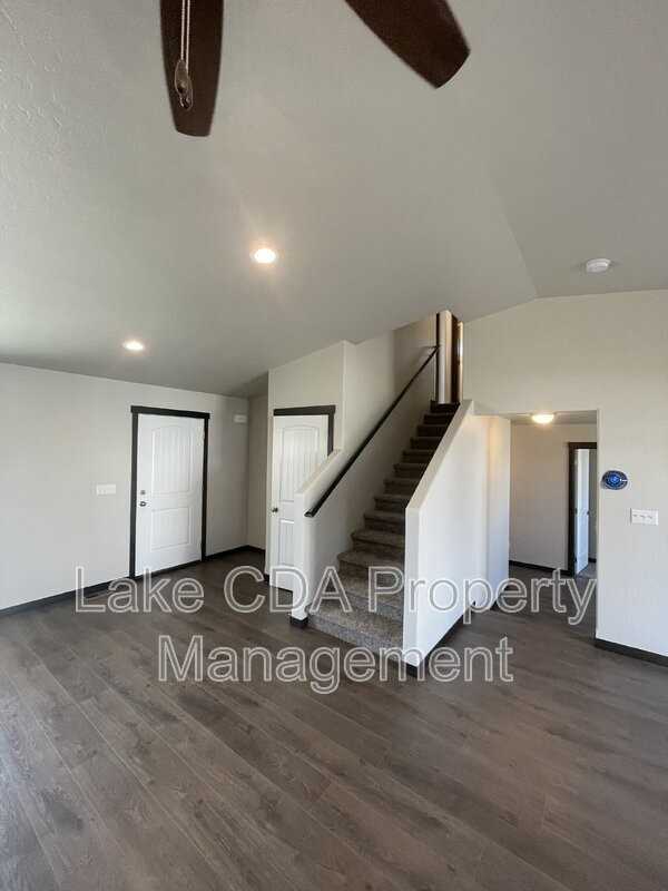 12397 N Cavanaugh Dr - Photo 7 of 35