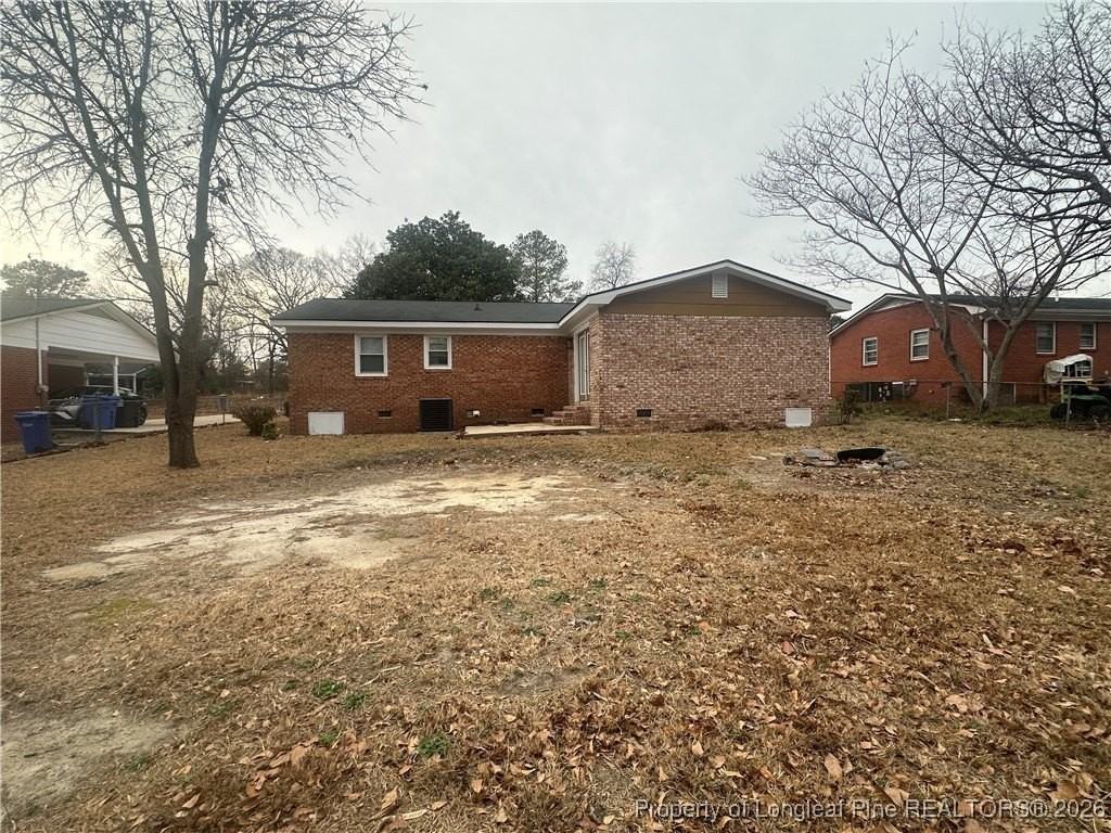 6120 Conaway Dr - Photo 3 of 28