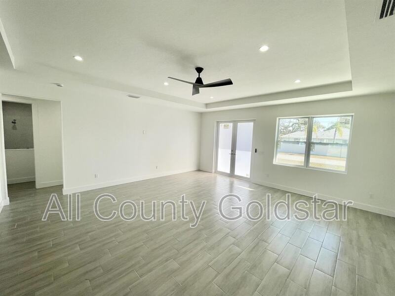 4661 Fairlane Dr - Photo 4 of 23