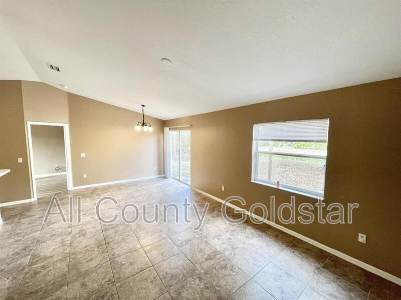 2502 Trianna St - Photo 2 of 10