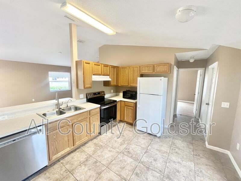 2502 Trianna St - Photo 3 of 10