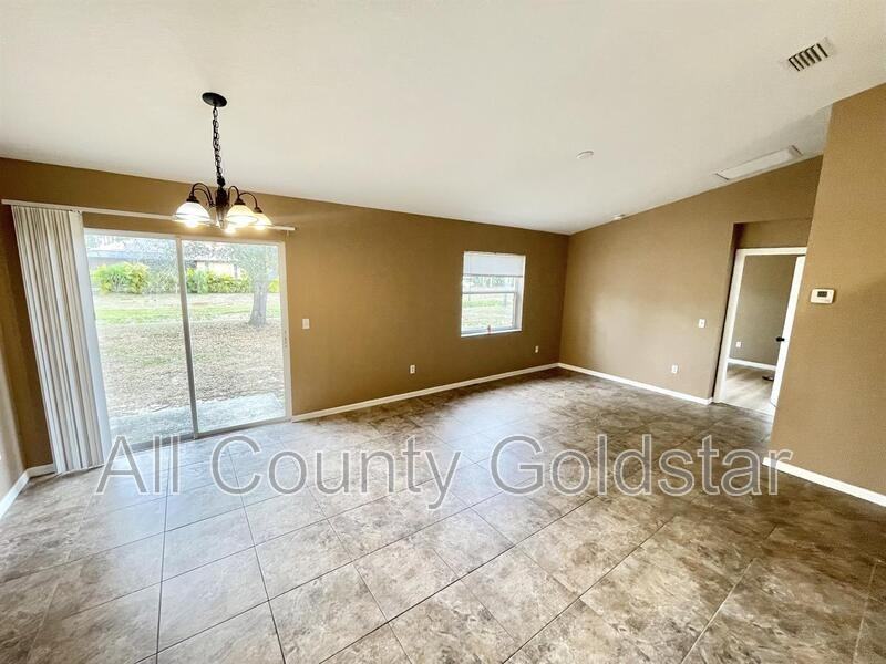 2502 Trianna St - Photo 6 of 10