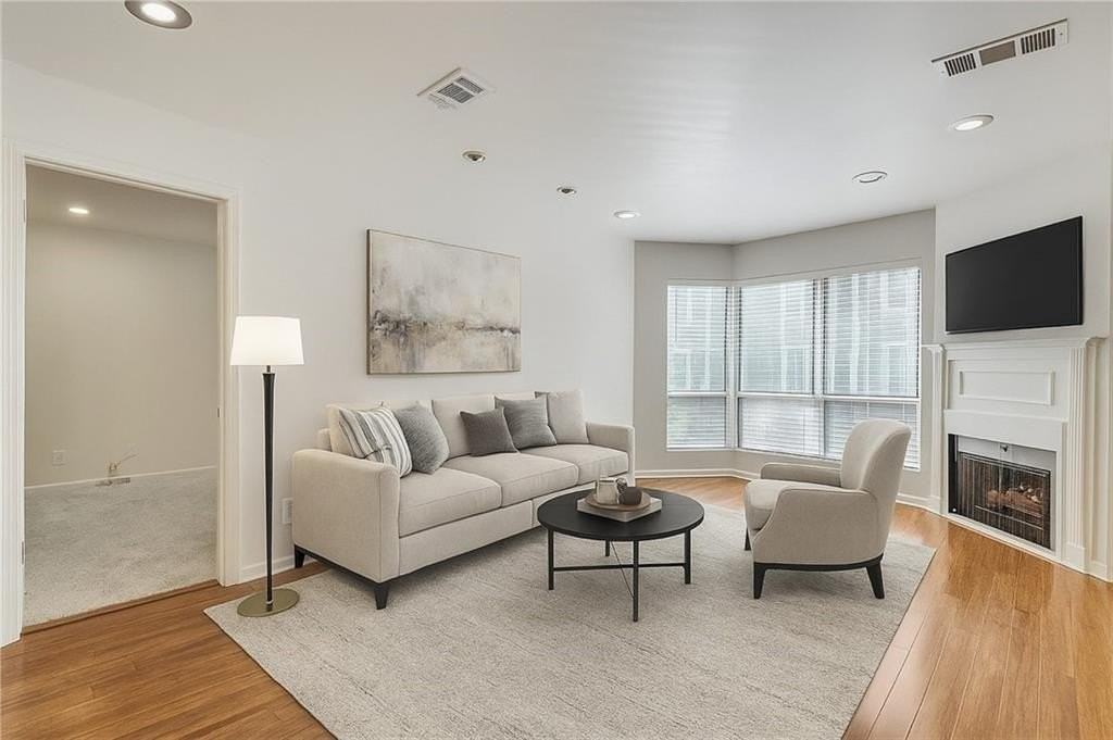 244 13th St Ne Apt 118 #118 - Photo 5 of 50