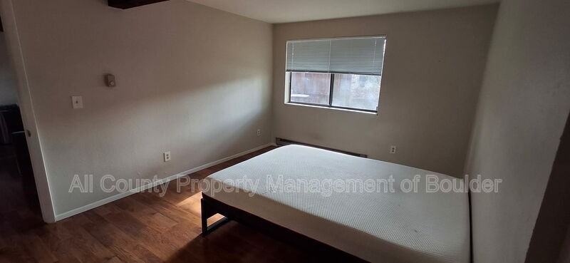 2626 Juniper Ave #3 - Photo 5 of 10