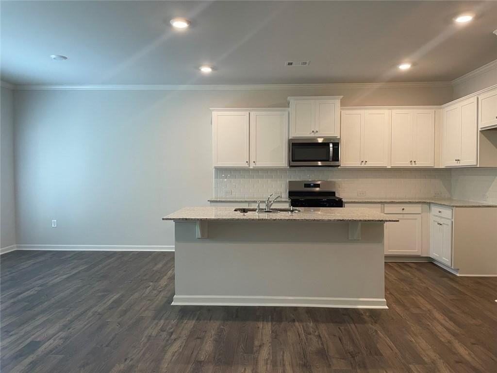 2202 Blue Monarch Dr - Photo 3 of 22