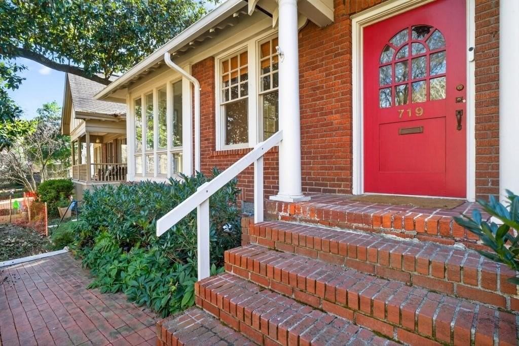 719 Elkmont Dr Ne - Photo 2 of 35