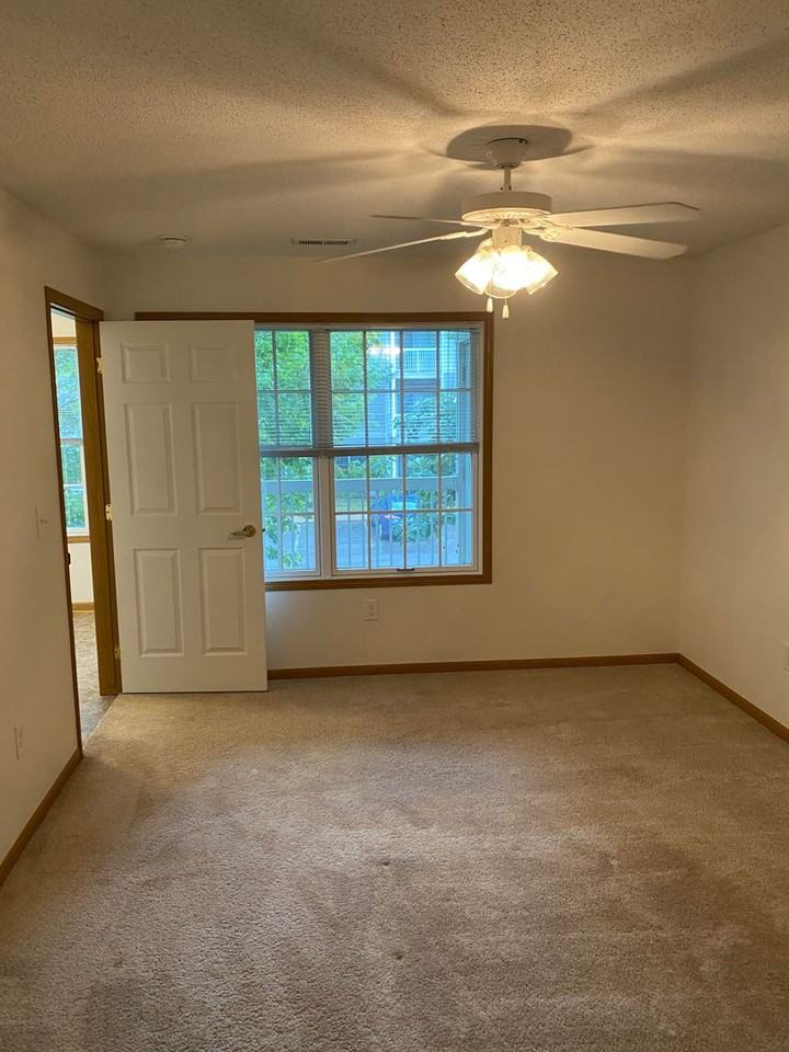 High Point Apartments - Photo 6 of 22