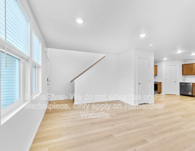 5273 E Liberty Ln - Photo 5 of 21