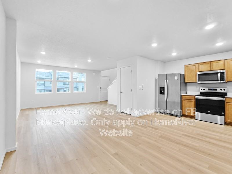 5273 E Liberty Ln - Photo 6 of 21