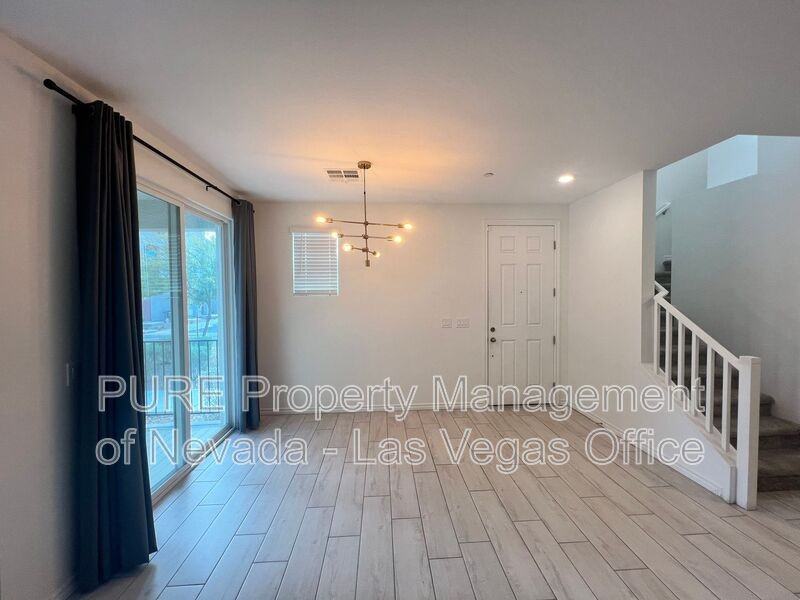 7366 N Decatur Blvd #4 - Photo 6 of 50