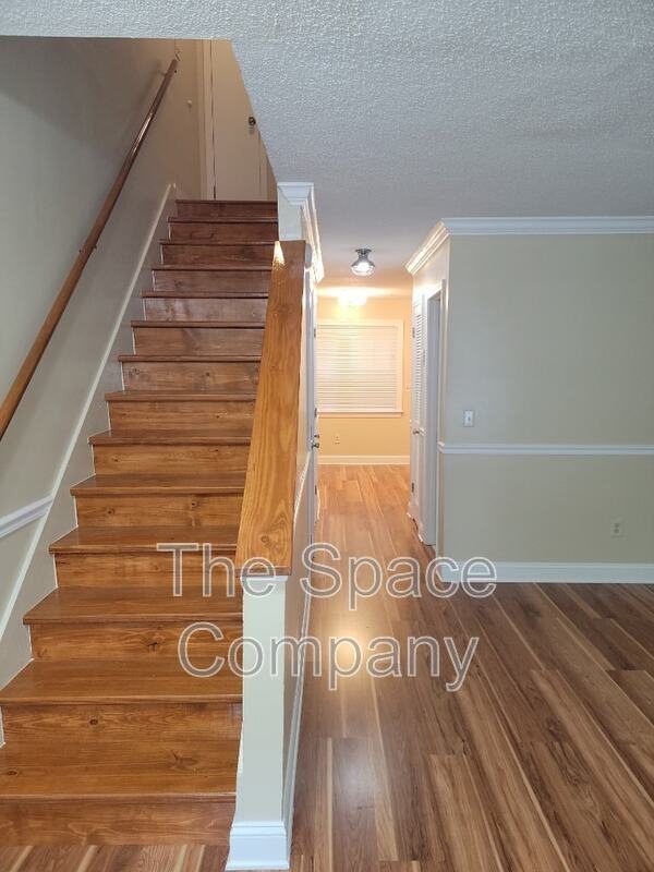 262 Fleming Rd #A - Photo 2 of 3