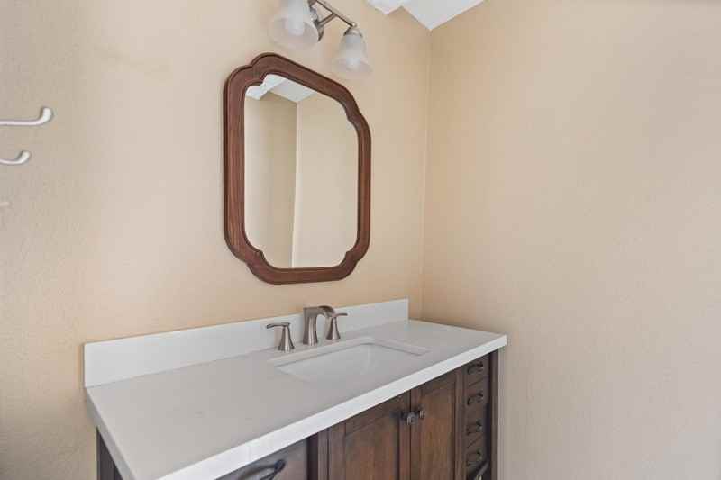 791 E Prentice Ave - Photo 5 of 11