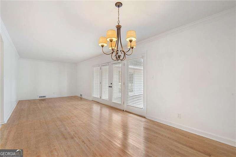 3088 Majestic Cir - Photo 6 of 34