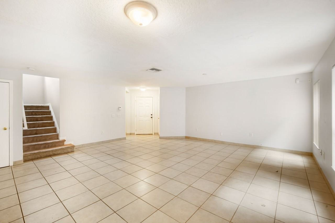 6304 Cherry Blossom Trl - Photo 5 of 25