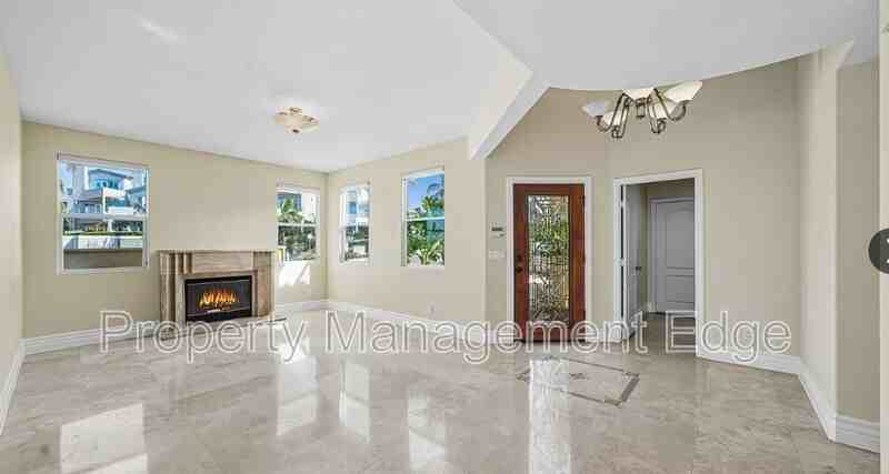 1107 Las Flores Dr - Photo 6 of 29