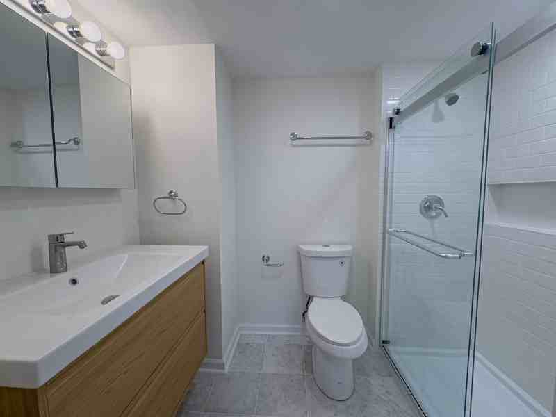 2036 Wallace St - Photo 4 of 29