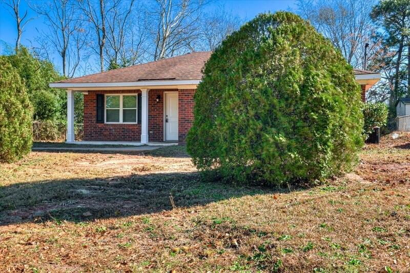 2572 Tara Heights Cir - Photo 4 of 30