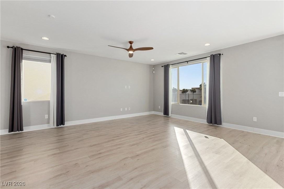 9929 Fletcher Peak Ave - Photo 7 of 30