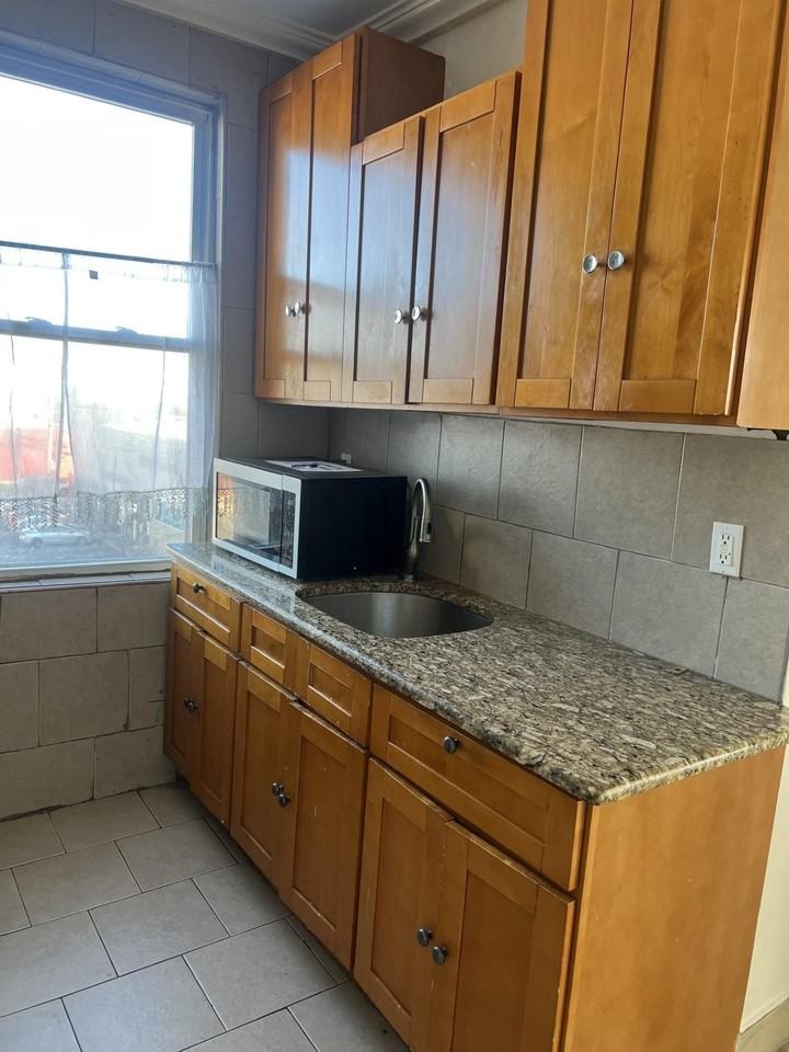 6008 John F Kennedy Blvd #4 - Photo 2 of 10