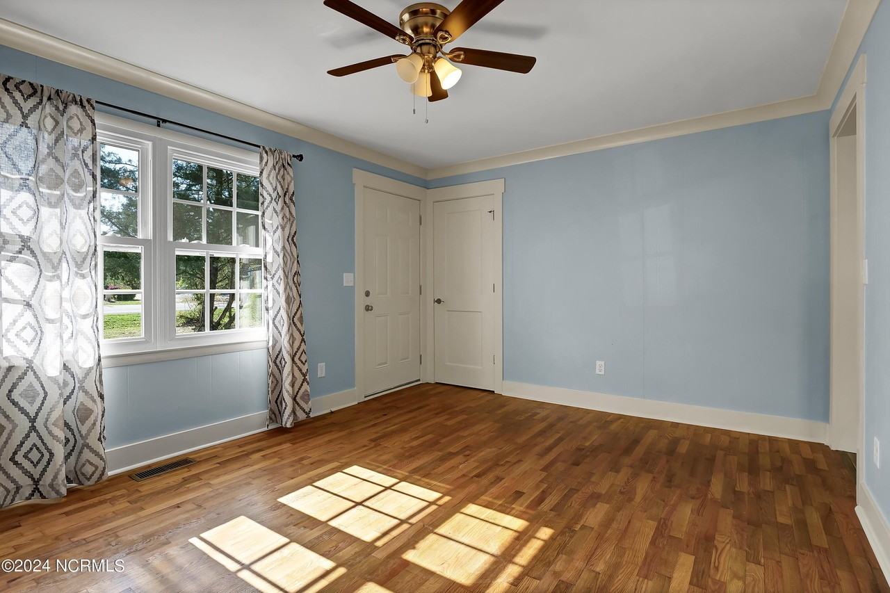 201 Shaw Hwy - Photo 6 of 27